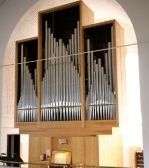 Kirkens "nye" orgel fra 2007.